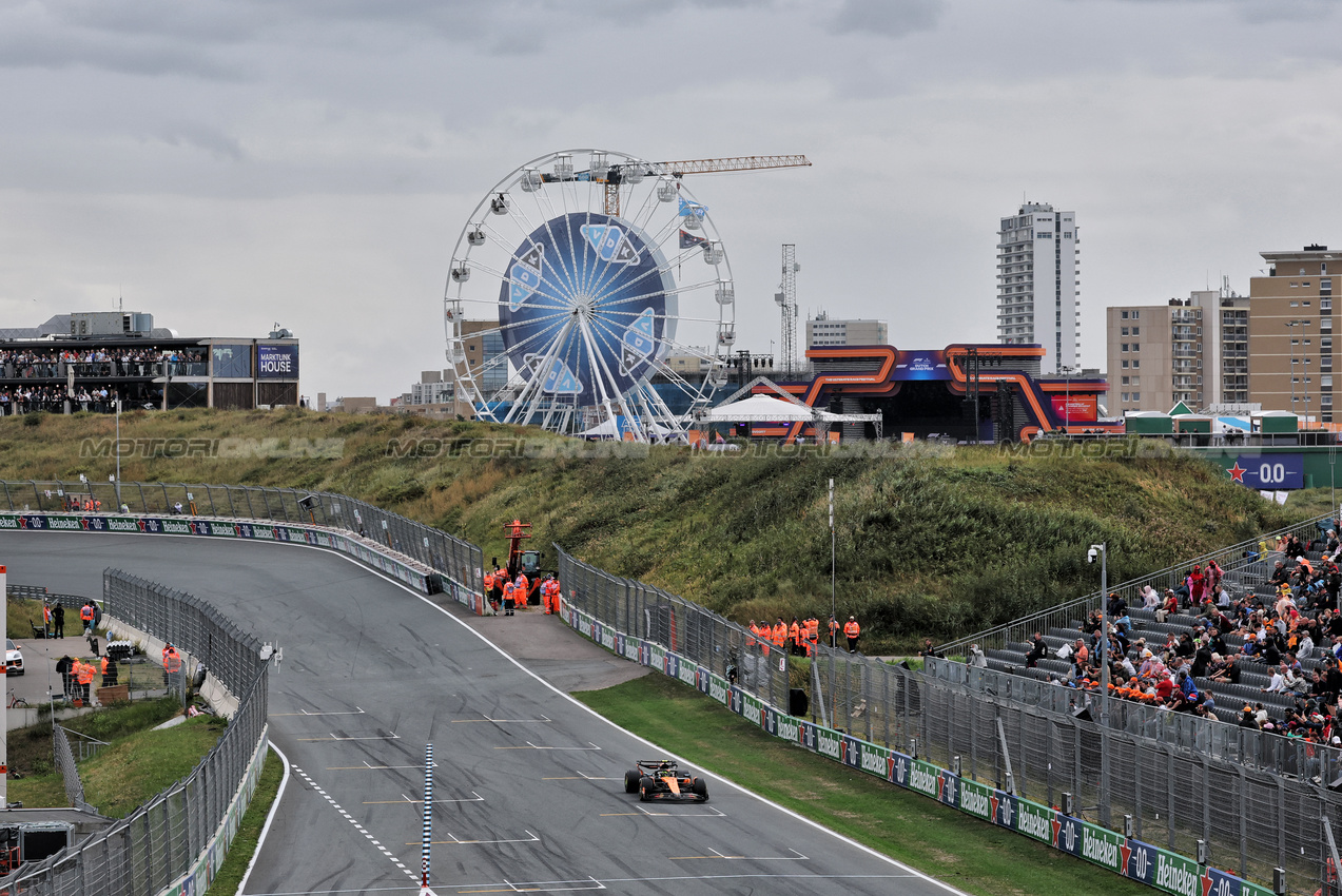 GP OLANDA, Lando Norris (GBR) McLaren MCL39.

29.08.2025. Formula 1 World Championship, Rd 15, Dutch Grand Prix, Zandvoort, Netherlands, Practice Day.

- www.xpbimages.com, EMail: requests@xpbimages.com © Copyright: Moy / XPB Images