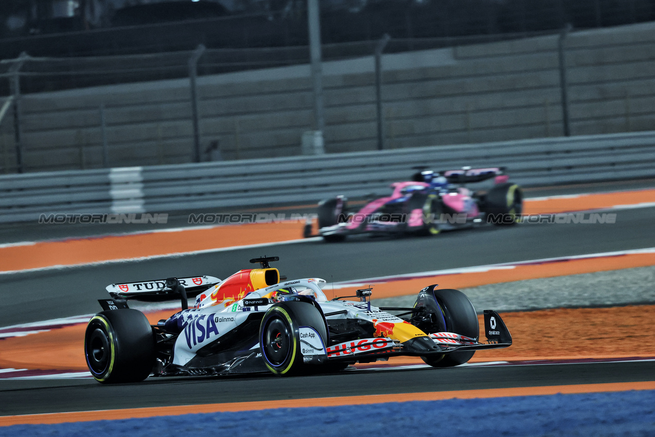 GP QATAR, Isack Hadjar (FRA) Racing Bulls VCARB 02.

30.11.2025. Formula 1 World Championship, Rd 23, Qatar Grand Prix, Doha, Qatar, Gara Day.

- www.xpbimages.com, EMail: requests@xpbimages.com © Copyright: Batchelor / XPB Images