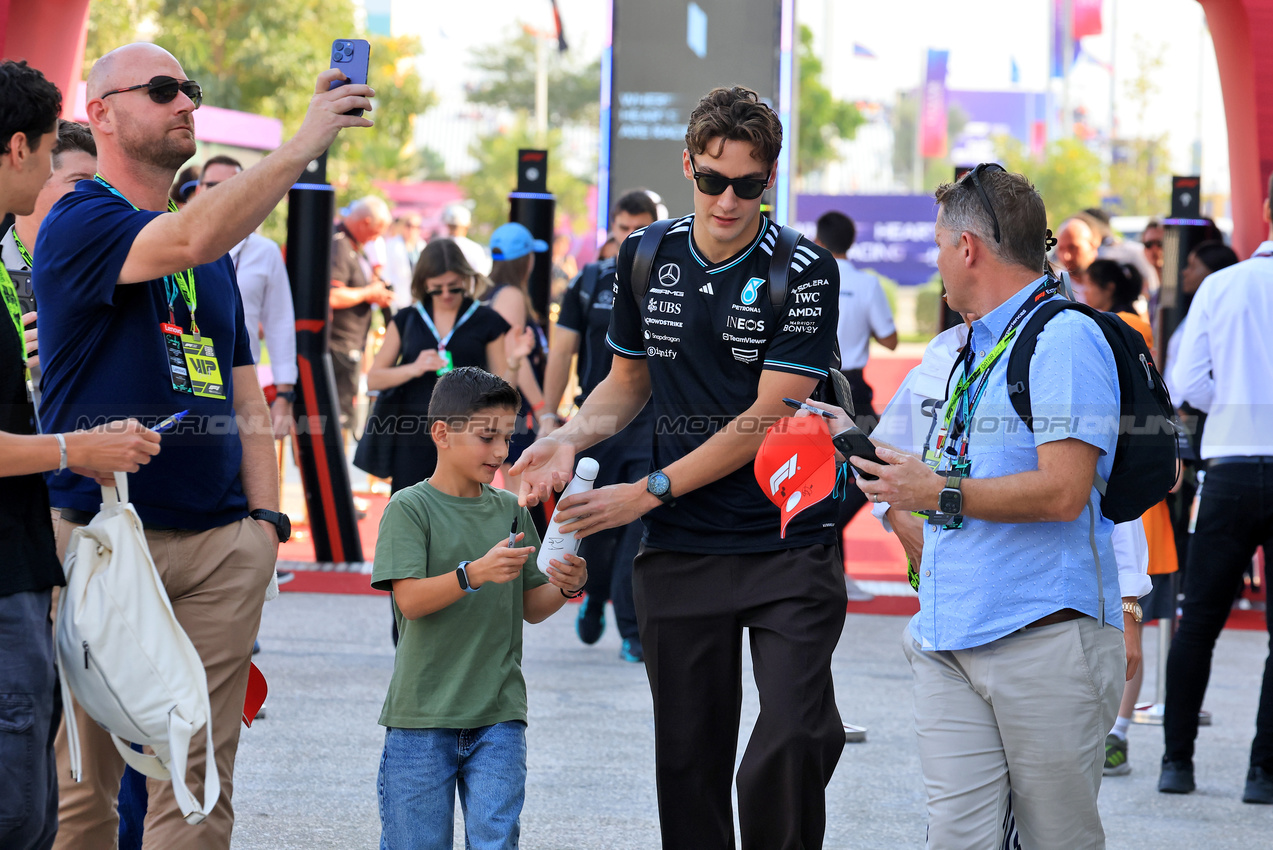 GP QATAR, George Russell (GBR) Mercedes AMG F1.
30.11.2025. Formula 1 World Championship, Rd 23, Qatar Grand Prix, Doha, Qatar, Gara Day.
- www.xpbimages.com, EMail: requests@xpbimages.com © Copyright: Moy / XPB Images