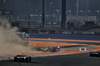 GP QATAR, Nico Hulkenberg (GER) Sauber C45 e Pierre Gasly (FRA) Alpine F1 Team A525 collide in the race.

30.11.2025. Formula 1 World Championship, Rd 23, Qatar Grand Prix, Doha, Qatar, Gara Day.

- www.xpbimages.com, EMail: requests@xpbimages.com © Copyright: Moy / XPB Images