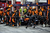 GP QATAR, Lando Norris (GBR) McLaren MCL39 makes a pit stop.
30.11.2025. Formula 1 World Championship, Rd 23, Qatar Grand Prix, Doha, Qatar, Gara Day.
- www.xpbimages.com, EMail: requests@xpbimages.com © Copyright: Batchelor / XPB Images