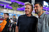 GP QATAR, (L to R): Gordon Ramsay (GBR) Celebrity Chef with Novak Djokovic (SRB) Tennis Player on the grid.
30.11.2025. Formula 1 World Championship, Rd 23, Qatar Grand Prix, Doha, Qatar, Gara Day.
- www.xpbimages.com, EMail: requests@xpbimages.com © Copyright: Moy / XPB Images