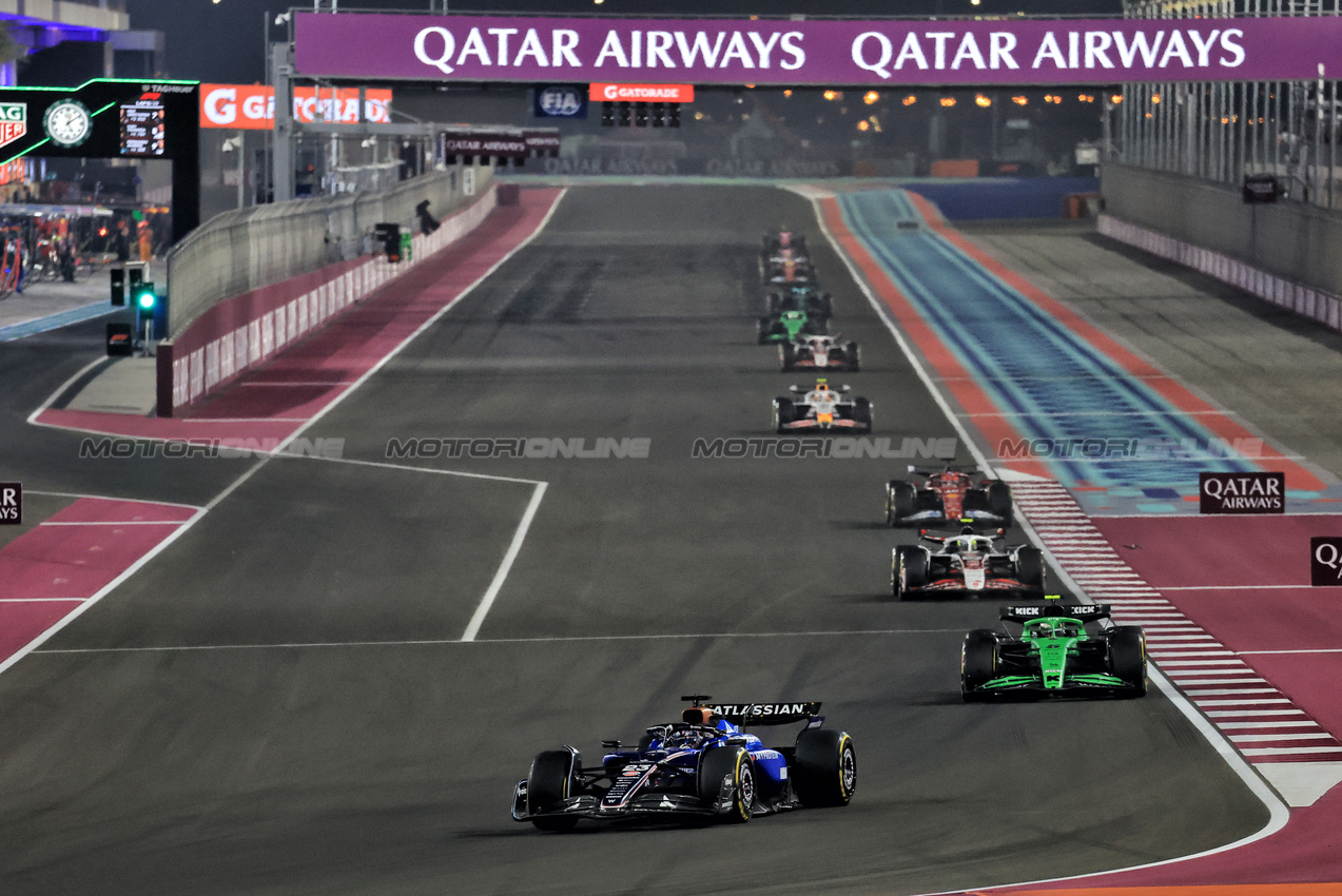 GP QATAR, Alexander Albon (THA) Atlassian Williams Racing FW47.
29.11.2025. Formula 1 World Championship, Rd 23, Qatar Grand Prix, Doha, Qatar, Sprint e Qualifiche Day.
- www.xpbimages.com, EMail: requests@xpbimages.com © Copyright: Moy / XPB Images