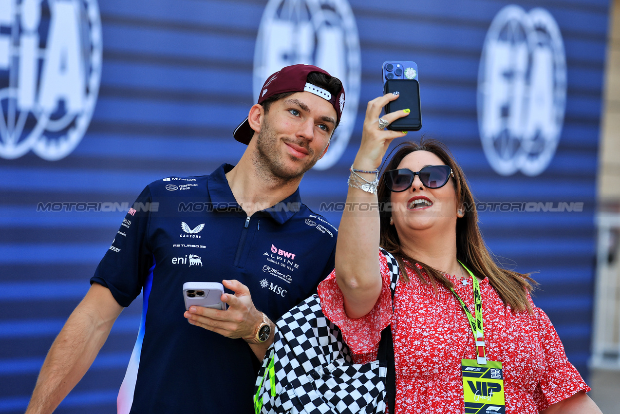 GP QATAR, Pierre Gasly (FRA) Alpine F1 Team.
29.11.2025. Formula 1 World Championship, Rd 23, Qatar Grand Prix, Doha, Qatar, Sprint e Qualifiche Day.
- www.xpbimages.com, EMail: requests@xpbimages.com © Copyright: Moy / XPB Images