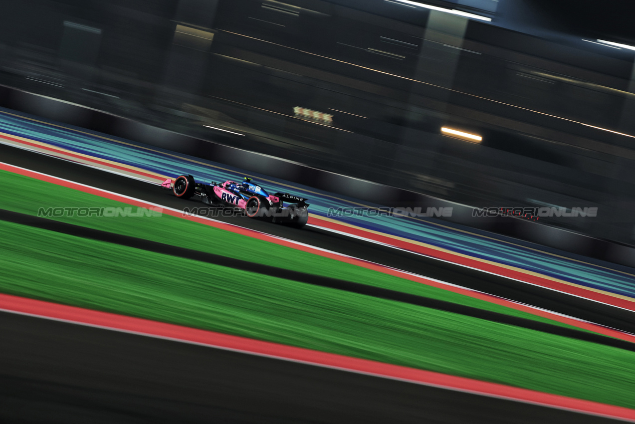 GP QATAR, Franco Colapinto (ARG) Alpine F1 Team A525.
29.11.2025. Formula 1 World Championship, Rd 23, Qatar Grand Prix, Doha, Qatar, Sprint e Qualifiche Day.
- www.xpbimages.com, EMail: requests@xpbimages.com © Copyright: Charniaux / XPB Images