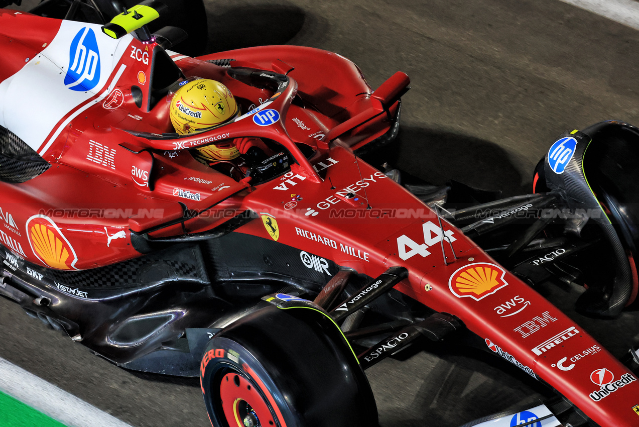 GP QATAR, Lewis Hamilton (GBR) Ferrari SF-25.
29.11.2025. Formula 1 World Championship, Rd 23, Qatar Grand Prix, Doha, Qatar, Sprint e Qualifiche Day.
- www.xpbimages.com, EMail: requests@xpbimages.com © Copyright: Moy / XPB Images