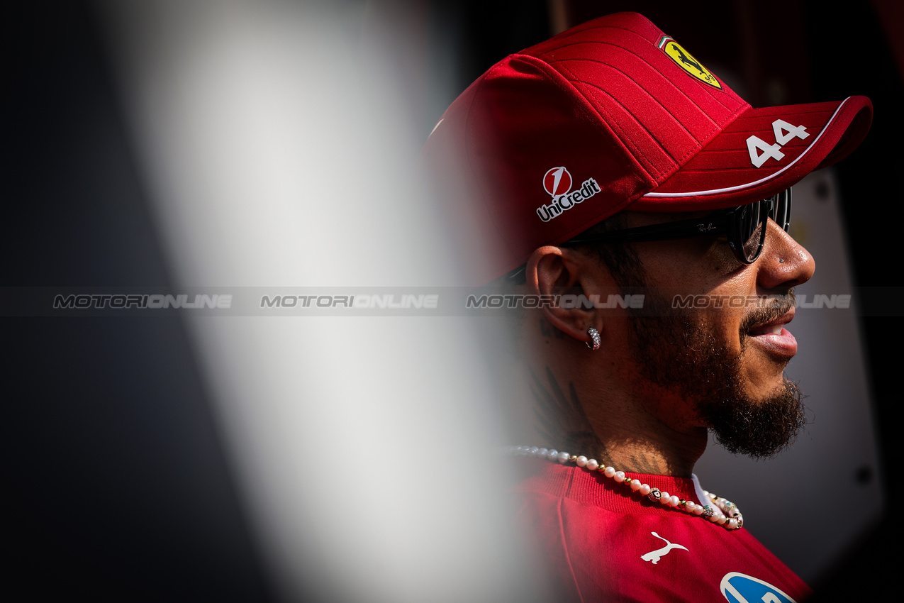 GP QATAR, Lewis Hamilton (GBR), Ferrari
29.11.2025. Formula 1 World Championship, Rd 23, Qatar Grand Prix, Doha, Qatar, Sprint e Qualifiche Day.
- www.xpbimages.com, EMail: requests@xpbimages.com © Copyright: Charniaux / XPB Images