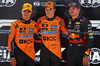 GP QATAR, Qualifiche top three in parc ferme (L to R): Lando Norris (GBR) McLaren, second; Oscar Piastri (AUS) McLaren, pole position; Max Verstappen (NLD) Red Bull Racing, third.
29.11.2025. Formula 1 World Championship, Rd 23, Qatar Grand Prix, Doha, Qatar, Sprint e Qualifiche Day.
- www.xpbimages.com, EMail: requests@xpbimages.com © Copyright: Batchelor / XPB Images