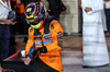GP QATAR, Pole sitter Oscar Piastri (AUS) McLaren in qualifying parc ferme.

29.11.2025. Formula 1 World Championship, Rd 23, Qatar Grand Prix, Doha, Qatar, Sprint e Qualifiche Day.

- www.xpbimages.com, EMail: requests@xpbimages.com © Copyright: Batchelor / XPB Images