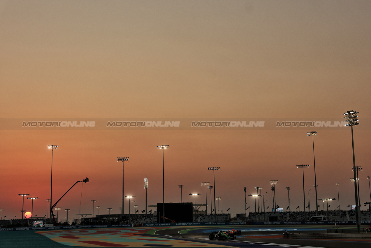 GP QATAR, Gabriel Bortoleto (BRA) Sauber C45.

28.11.2025 Formula 1 World Championship, Rd 23, Qatar Grand Prix, Doha, Qatar, Sprint Qualifiche Day.

- www.xpbimages.com, EMail: requests@xpbimages.com © Copyright: Charniaux / XPB Images