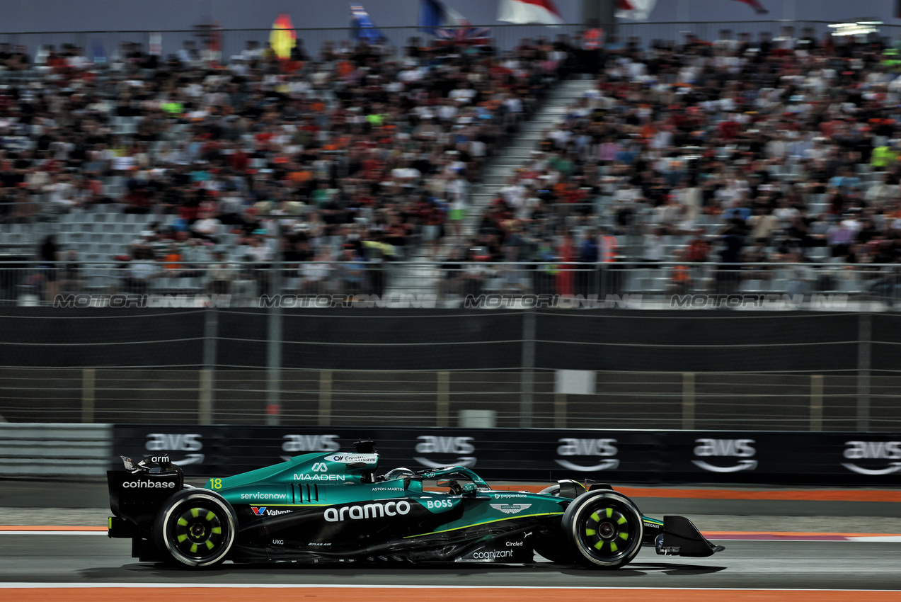 GP QATAR, Lance Stroll (CDN) Aston Martin F1 Team AMR25.
28.11.2025 Formula 1 World Championship, Rd 23, Qatar Grand Prix, Doha, Qatar, Sprint Qualifiche Day.
- www.xpbimages.com, EMail: requests@xpbimages.com © Copyright: Batchelor / XPB Images