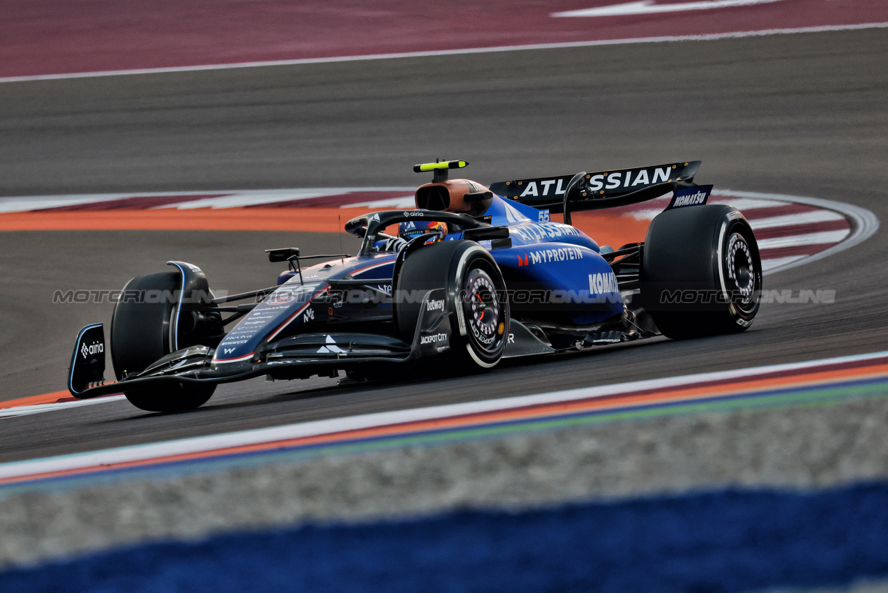 GP QATAR, Carlos Sainz (ESP) Atlassian Williams Racing FW47.

28.11.2025 Formula 1 World Championship, Rd 23, Qatar Grand Prix, Doha, Qatar, Sprint Qualifiche Day.

- www.xpbimages.com, EMail: requests@xpbimages.com © Copyright: Moy / XPB Images