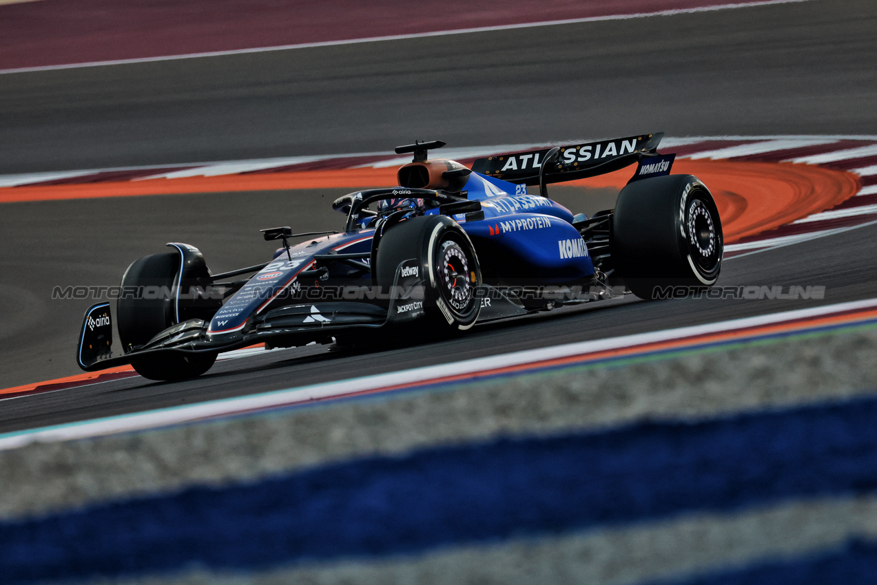 GP QATAR, Alexander Albon (THA) Atlassian Williams Racing FW47.
28.11.2025 Formula 1 World Championship, Rd 23, Qatar Grand Prix, Doha, Qatar, Sprint Qualifiche Day.
- www.xpbimages.com, EMail: requests@xpbimages.com © Copyright: Moy / XPB Images