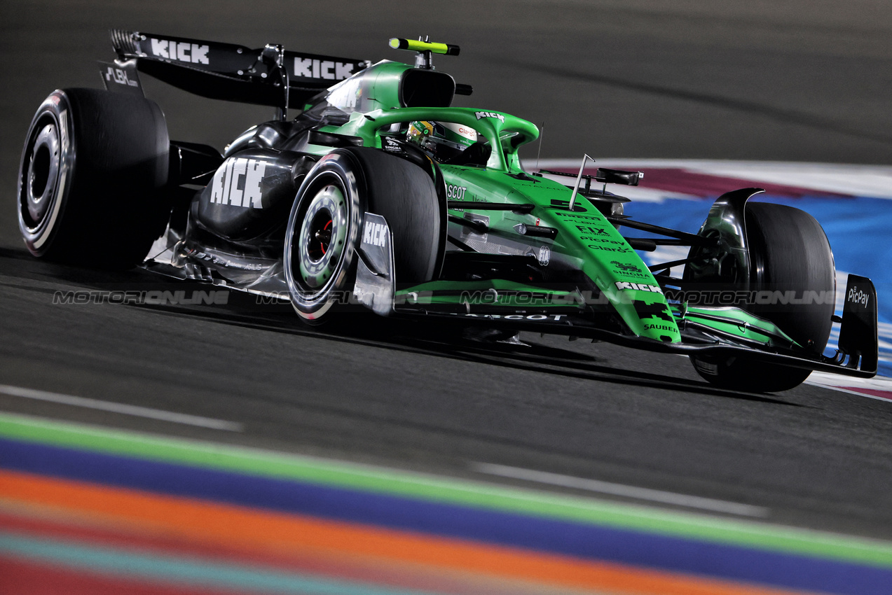 GP QATAR, Gabriel Bortoleto (BRA) Sauber C45.
28.11.2025 Formula 1 World Championship, Rd 23, Qatar Grand Prix, Doha, Qatar, Sprint Qualifiche Day.
- www.xpbimages.com, EMail: requests@xpbimages.com © Copyright: Charniaux / XPB Images