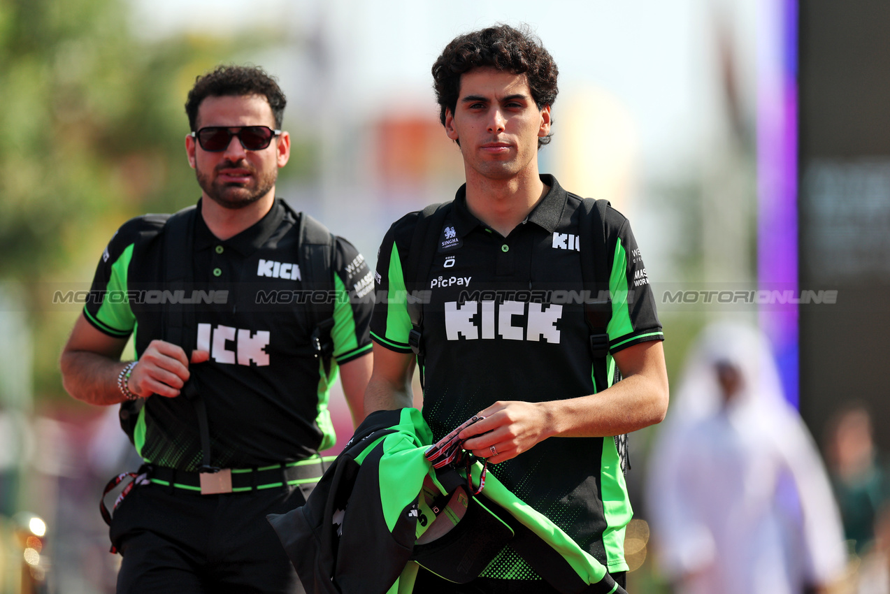 GP QATAR, Gabriel Bortoleto (BRA) Sauber.
28.11.2025 Formula 1 World Championship, Rd 23, Qatar Grand Prix, Doha, Qatar, Sprint Qualifiche Day.
- www.xpbimages.com, EMail: requests@xpbimages.com © Copyright: Charniaux / XPB Images