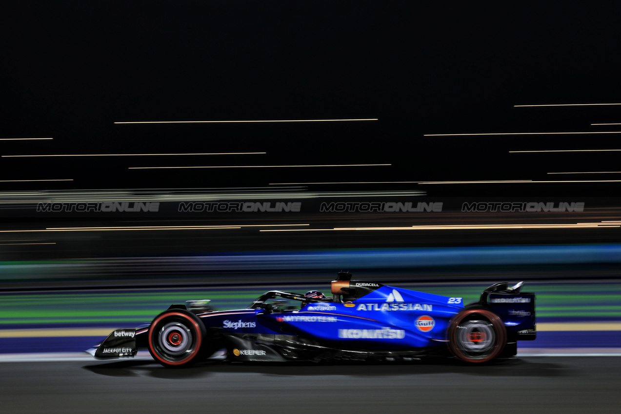 GP QATAR, Alexander Albon (THA) Atlassian Williams Racing FW47.
28.11.2025 Formula 1 World Championship, Rd 23, Qatar Grand Prix, Doha, Qatar, Sprint Qualifiche Day.
- www.xpbimages.com, EMail: requests@xpbimages.com © Copyright: Moy / XPB Images