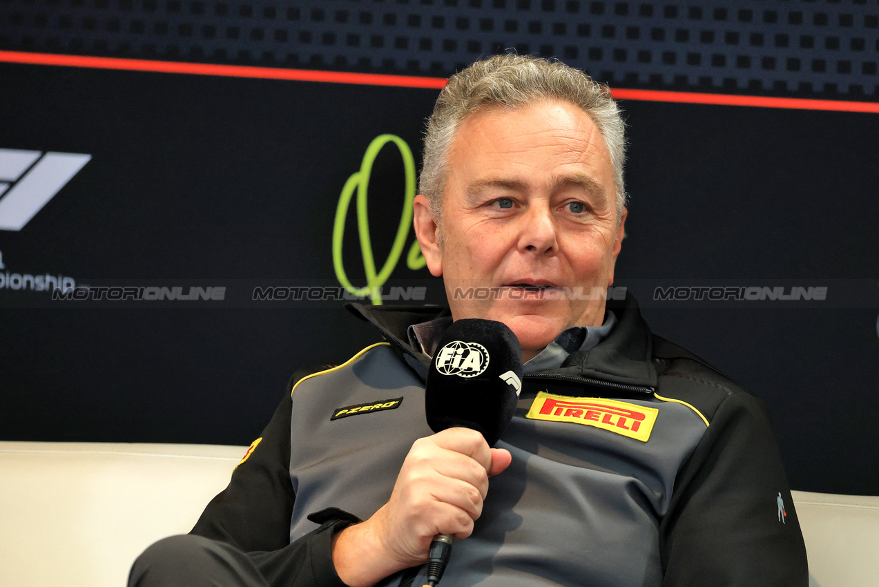 GP QATAR, Mario Isola (ITA) Pirelli Racing Manager in the FIA Press Conference.

28.11.2025 Formula 1 World Championship, Rd 23, Qatar Grand Prix, Doha, Qatar, Sprint Qualifiche Day.

- www.xpbimages.com, EMail: requests@xpbimages.com © Copyright: Moy / XPB Images