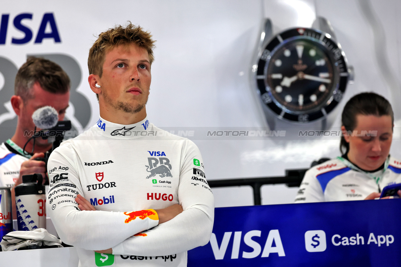 GP QATAR, Liam Lawson (NZL) Racing Bulls.

28.11.2025 Formula 1 World Championship, Rd 23, Qatar Grand Prix, Doha, Qatar, Sprint Qualifiche Day.

- www.xpbimages.com, EMail: requests@xpbimages.com © Copyright: Batchelor / XPB Images