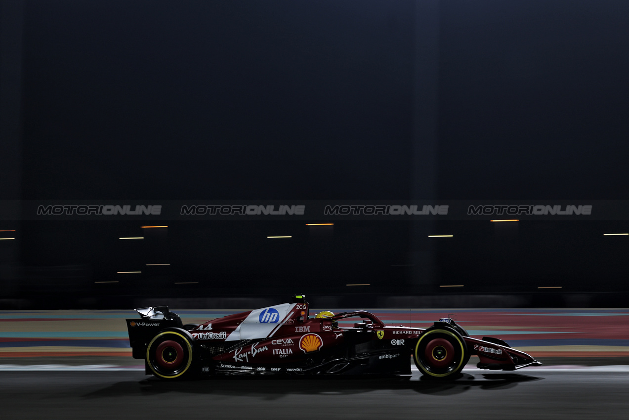 GP QATAR, Lewis Hamilton (GBR) Ferrari SF-25.

28.11.2025 Formula 1 World Championship, Rd 23, Qatar Grand Prix, Doha, Qatar, Sprint Qualifiche Day.

- www.xpbimages.com, EMail: requests@xpbimages.com © Copyright: Charniaux / XPB Images