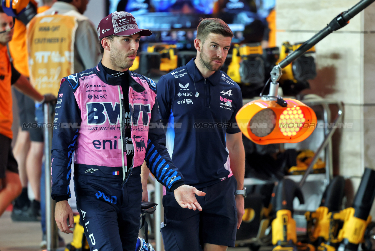 GP QATAR, Pierre Gasly (FRA) Alpine F1 Team.
28.11.2025 Formula 1 World Championship, Rd 23, Qatar Grand Prix, Doha, Qatar, Sprint Qualifiche Day.
- www.xpbimages.com, EMail: requests@xpbimages.com © Copyright: Batchelor / XPB Images