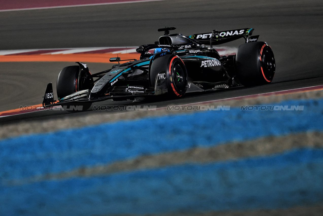 GP QATAR, George Russell (GBR) Mercedes AMG F1 W16.

28.11.2025 Formula 1 World Championship, Rd 23, Qatar Grand Prix, Doha, Qatar, Sprint Qualifiche Day.

- www.xpbimages.com, EMail: requests@xpbimages.com © Copyright: Moy / XPB Images