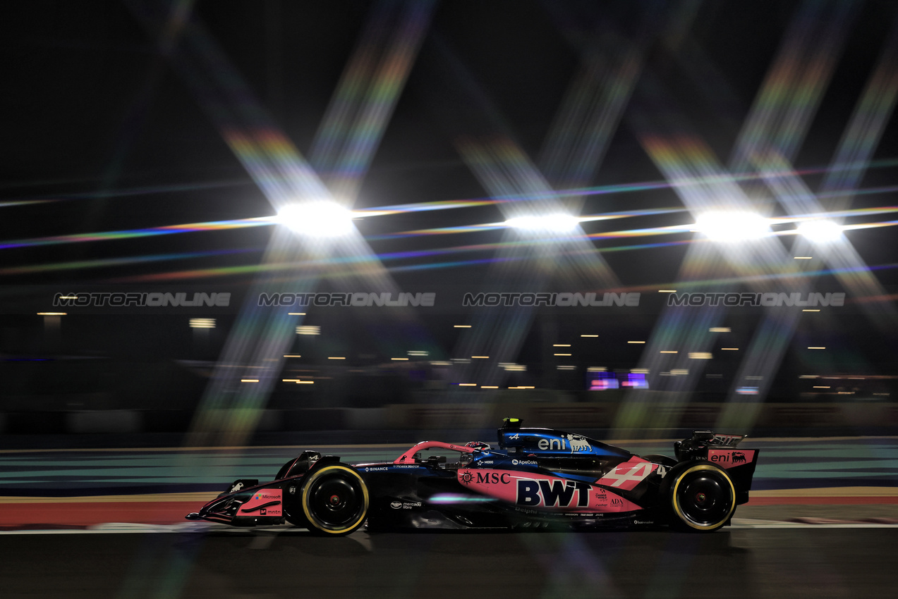 GP QATAR, Franco Colapinto (ARG) Alpine F1 Team A525.
28.11.2025 Formula 1 World Championship, Rd 23, Qatar Grand Prix, Doha, Qatar, Sprint Qualifiche Day.
- www.xpbimages.com, EMail: requests@xpbimages.com © Copyright: Moy / XPB Images