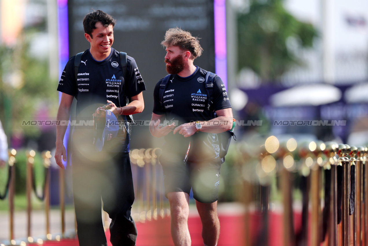 GP QATAR, 

28.11.2025 Formula 1 World Championship, Rd 23, Qatar Grand Prix, Doha, Qatar, Sprint Qualifiche Day.

- www.xpbimages.com, EMail: requests@xpbimages.com © Copyright: Charniaux / XPB Images