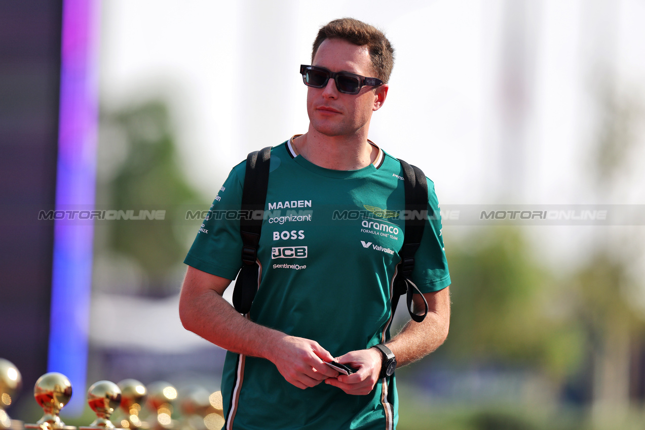 GP QATAR, Stoffel Vandoorne (BEL) Aston Martin F1 Team Test e Reserve Driver.
28.11.2025 Formula 1 World Championship, Rd 23, Qatar Grand Prix, Doha, Qatar, Sprint Qualifiche Day.
- www.xpbimages.com, EMail: requests@xpbimages.com © Copyright: Charniaux / XPB Images