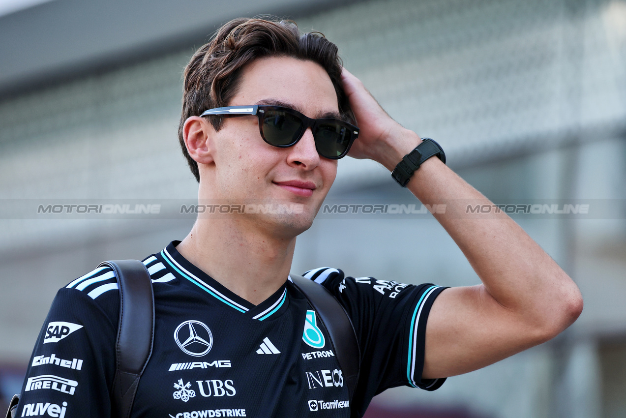 GP QATAR, George Russell (GBR) Mercedes AMG F1.

28.11.2025 Formula 1 World Championship, Rd 23, Qatar Grand Prix, Doha, Qatar, Sprint Qualifiche Day.

- www.xpbimages.com, EMail: requests@xpbimages.com © Copyright: Batchelor / XPB Images