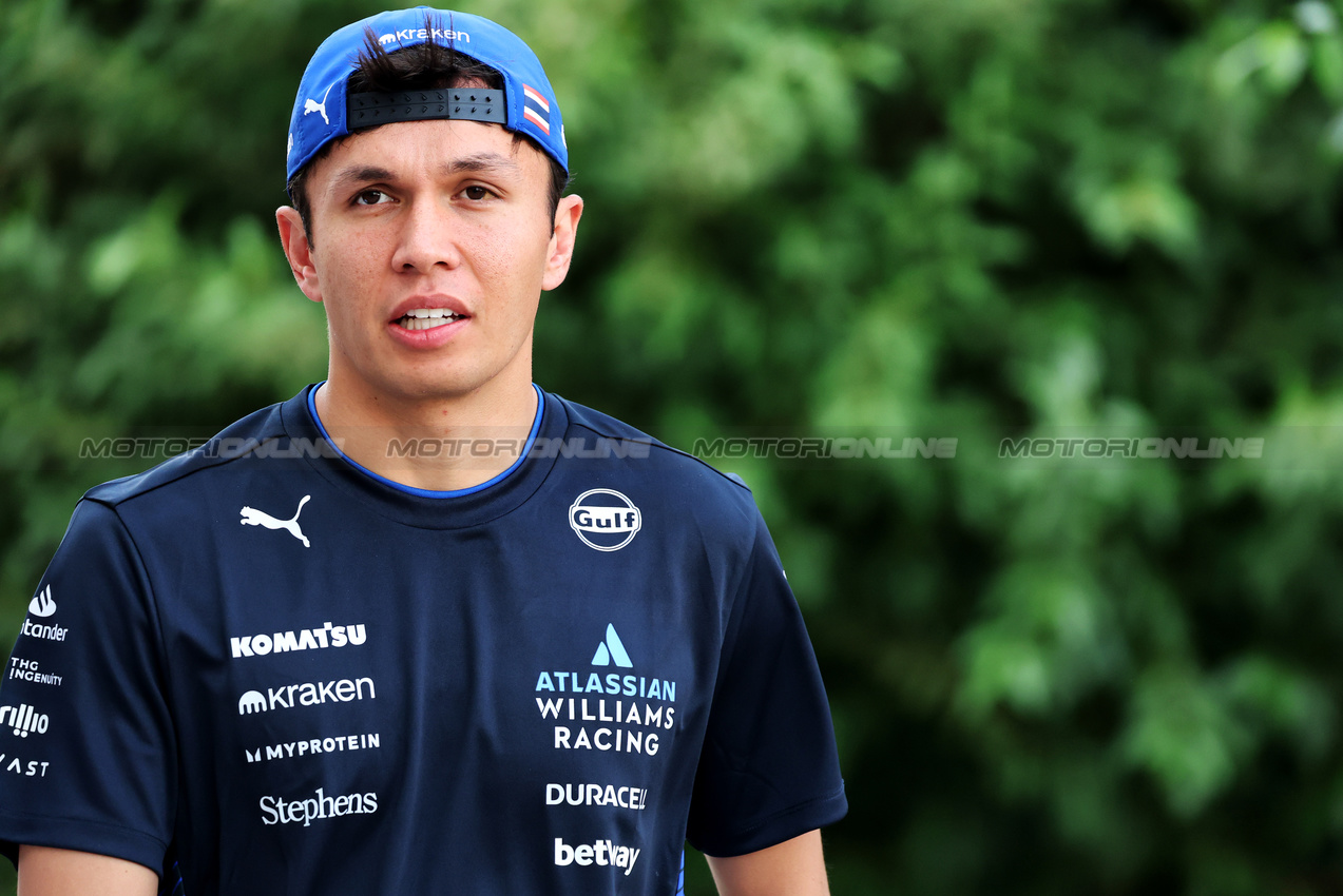 GP QATAR, Alexander Albon (THA) Atlassian Williams Racing.
28.11.2025 Formula 1 World Championship, Rd 23, Qatar Grand Prix, Doha, Qatar, Sprint Qualifiche Day.
- www.xpbimages.com, EMail: requests@xpbimages.com © Copyright: Batchelor / XPB Images