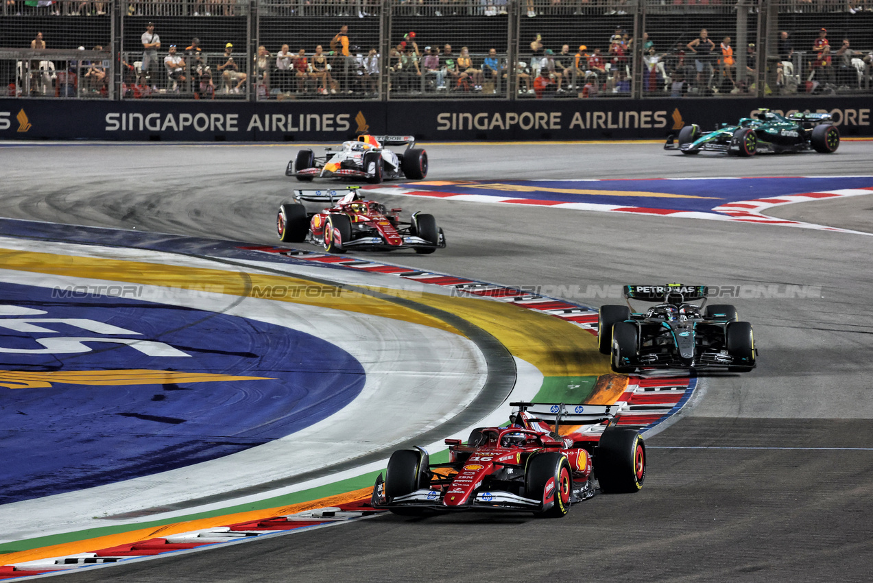 GP SINGAPORE, Charles Leclerc (MON) Ferrari SF-25.

05.10.2025. Formula 1 World Championship, Rd 18, Singapore Grand Prix, Marina Bay Street Circuit, Singapore, Gara Day.

- www.xpbimages.com, EMail: requests@xpbimages.com © Copyright: Moy / XPB Images