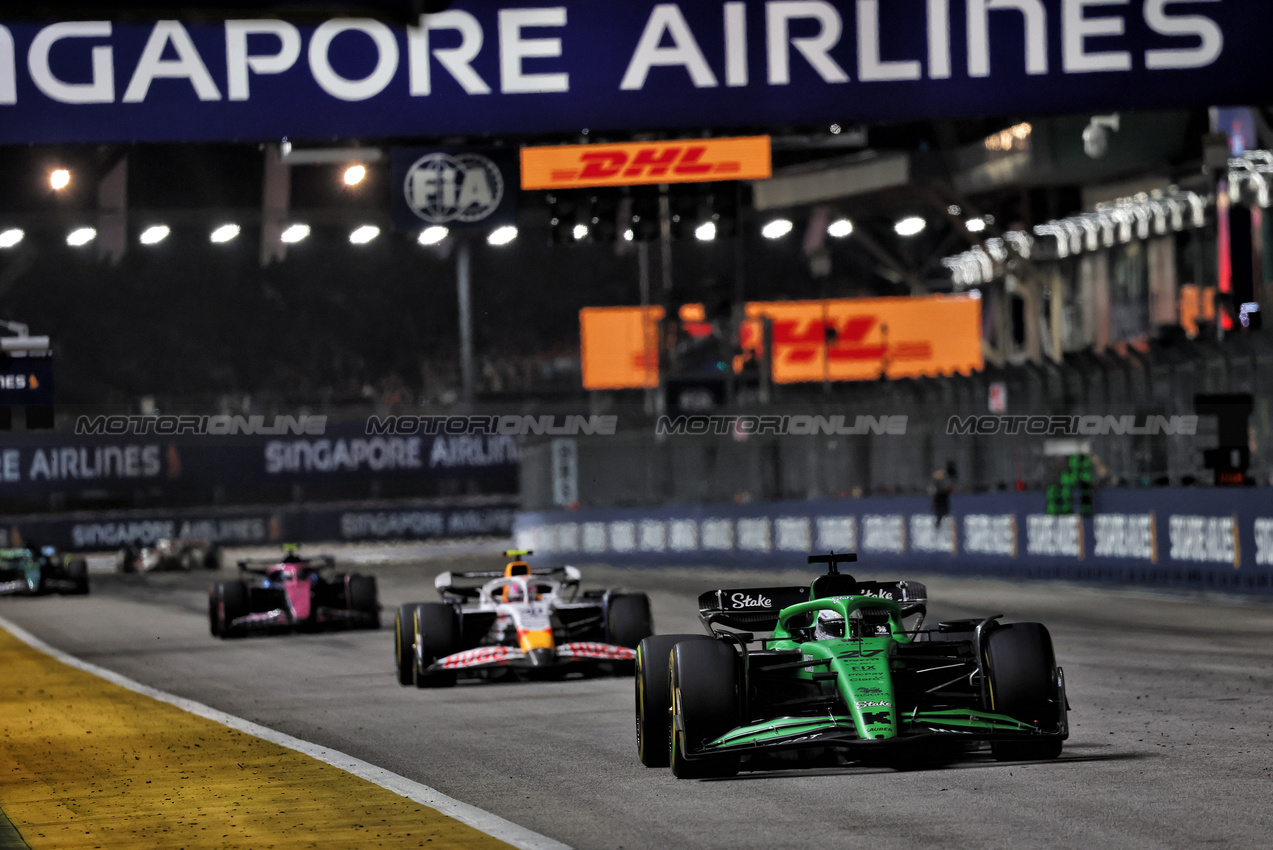GP SINGAPORE, Nico Hulkenberg (GER) Sauber C45.

05.10.2025. Formula 1 World Championship, Rd 18, Singapore Grand Prix, Marina Bay Street Circuit, Singapore, Gara Day.

- www.xpbimages.com, EMail: requests@xpbimages.com © Copyright: Batchelor / XPB Images