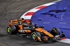 GP SINGAPORE, Oscar Piastri (AUS) McLaren MCL39.

05.10.2025. Formula 1 World Championship, Rd 18, Singapore Grand Prix, Marina Bay Street Circuit, Singapore, Gara Day.

- www.xpbimages.com, EMail: requests@xpbimages.com © Copyright: Moy / XPB Images