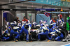 GP SINGAPORE, Isack Hadjar (FRA) Racing Bulls VCARB 02 makes a pit stop.

05.10.2025. Formula 1 World Championship, Rd 18, Singapore Grand Prix, Marina Bay Street Circuit, Singapore, Gara Day.

- www.xpbimages.com, EMail: requests@xpbimages.com © Copyright: Batchelor / XPB Images