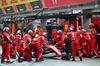 GP SINGAPORE, Charles Leclerc (MON) Ferrari SF-25 makes a pit stop.

05.10.2025. Formula 1 World Championship, Rd 18, Singapore Grand Prix, Marina Bay Street Circuit, Singapore, Gara Day.

- www.xpbimages.com, EMail: requests@xpbimages.com © Copyright: Batchelor / XPB Images
