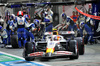 GP SINGAPORE, Liam Lawson (NZL) Racing Bulls VCARB 02 makes a pit stop.

05.10.2025. Formula 1 World Championship, Rd 18, Singapore Grand Prix, Marina Bay Street Circuit, Singapore, Gara Day.

- www.xpbimages.com, EMail: requests@xpbimages.com © Copyright: Batchelor / XPB Images