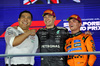 GP SINGAPORE, (L to R): Tengku Muhammad Taufik (MAL) Petronas CEO celebrates on the podium with vincitore George Russell (GBR) Mercedes AMG F1 e third placed Lando Norris (GBR) McLaren.

05.10.2025. Formula 1 World Championship, Rd 18, Singapore Grand Prix, Marina Bay Street Circuit, Singapore, Gara Day.

- www.xpbimages.com, EMail: requests@xpbimages.com © Copyright: Batchelor / XPB Images