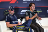 GP SINGAPORE, (L to R): Max Verstappen (NLD) Red Bull Racing e George Russell (GBR) Mercedes AMG F1 in the post race FIA Press Conference.

05.10.2025. Formula 1 World Championship, Rd 18, Singapore Grand Prix, Marina Bay Street Circuit, Singapore, Gara Day.

- www.xpbimages.com, EMail: requests@xpbimages.com © Copyright: Batchelor / XPB Images