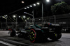 GP SINGAPORE, Fernando Alonso (ESP) Aston Martin F1 Team AMR25.

05.10.2025. Formula 1 World Championship, Rd 18, Singapore Grand Prix, Marina Bay Street Circuit, Singapore, Gara Day.

 - www.xpbimages.com, EMail: requests@xpbimages.com © Copyright: Rew / XPB Images