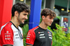 GP SINGAPORE, (L to R): Esteban Ocon (FRA) Haas F1 Team e Oliver Bearman (GBR) Haas F1 Team.

05.10.2025. Formula 1 World Championship, Rd 18, Singapore Grand Prix, Marina Bay Street Circuit, Singapore, Gara Day.

- www.xpbimages.com, EMail: requests@xpbimages.com © Copyright: Moy / XPB Images