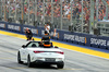 GP SINGAPORE, Oscar Piastri (AUS) McLaren on the drivers' parade.

05.10.2025. Formula 1 World Championship, Rd 18, Singapore Grand Prix, Marina Bay Street Circuit, Singapore, Gara Day.

- www.xpbimages.com, EMail: requests@xpbimages.com © Copyright: Moy / XPB Images