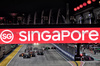 GP SINGAPORE, George Russell (GBR) Mercedes AMG F1 W16 davanti a at the partenza of the race.

05.10.2025. Formula 1 World Championship, Rd 18, Singapore Grand Prix, Marina Bay Street Circuit, Singapore, Gara Day.

- www.xpbimages.com, EMail: requests@xpbimages.com © Copyright: Batchelor / XPB Images