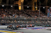 GP SINGAPORE, George Russell (GBR) Mercedes AMG F1 W16 davanti a at the partenza of the race.

05.10.2025. Formula 1 World Championship, Rd 18, Singapore Grand Prix, Marina Bay Street Circuit, Singapore, Gara Day.

- www.xpbimages.com, EMail: requests@xpbimages.com © Copyright: Moy / XPB Images