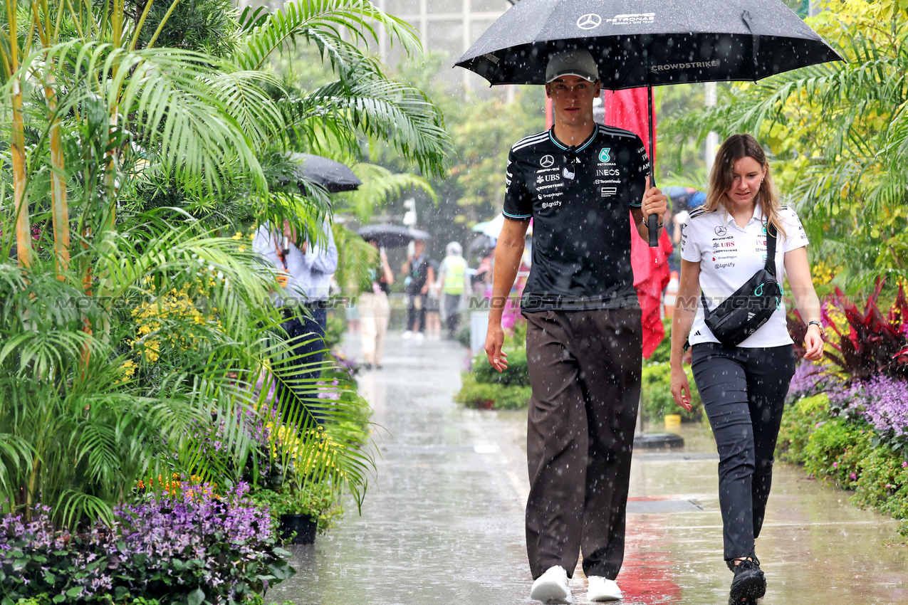 GP SINGAPORE, George Russell (GBR) Mercedes AMG F1.

02.10.2025. Formula 1 World Championship, Rd 18, Singapore Grand Prix, Marina Bay Street Circuit, Singapore, Preparation Day.

- www.xpbimages.com, EMail: requests@xpbimages.com © Copyright: Bearne / XPB Images