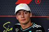 GP SINGAPORE, George Russell (GBR) Mercedes AMG F1 in the FIA Press Conference.

02.10.2025. Formula 1 World Championship, Rd 18, Singapore Grand Prix, Marina Bay Street Circuit, Singapore, Preparation Day.

 - www.xpbimages.com, EMail: requests@xpbimages.com © Copyright: Rew / XPB Images