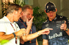 GP SINGAPORE, (L to R): Raymond Vermeulen (NLD) Driver Manager with Jos Verstappen (NLD) e Max Verstappen (NLD) Red Bull Racing.

02.10.2025. Formula 1 World Championship, Rd 18, Singapore Grand Prix, Marina Bay Street Circuit, Singapore, Preparation Day.

- www.xpbimages.com, EMail: requests@xpbimages.com © Copyright: Batchelor / XPB Images