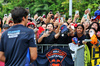 GP SINGAPORE, Carlos Sainz (ESP) Atlassian Williams Racing with fans.

02.10.2025. Formula 1 World Championship, Rd 18, Singapore Grand Prix, Marina Bay Street Circuit, Singapore, Preparation Day.

- www.xpbimages.com, EMail: requests@xpbimages.com © Copyright: Moy / XPB Images