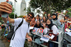 GP SINGAPORE, Esteban Ocon (FRA) Haas F1 Team with fans.

02.10.2025. Formula 1 World Championship, Rd 18, Singapore Grand Prix, Marina Bay Street Circuit, Singapore, Preparation Day.

- www.xpbimages.com, EMail: requests@xpbimages.com © Copyright: Moy / XPB Images