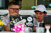 GP SINGAPORE, (L to R): Peter Bonnington (GBR) Mercedes AMG F1 Gara Engineer with Andrea Kimi Antonelli (ITA) Mercedes AMG F1.

02.10.2025. Formula 1 World Championship, Rd 18, Singapore Grand Prix, Marina Bay Street Circuit, Singapore, Preparation Day.

- www.xpbimages.com, EMail: requests@xpbimages.com © Copyright: Batchelor / XPB Images