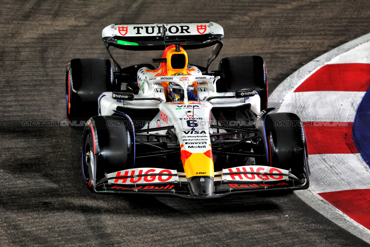 GP SINGAPORE, Isack Hadjar (FRA) Racing Bulls VCARB 02.

04.10.2025. Formula 1 World Championship, Rd 18, Singapore Grand Prix, Marina Bay Street Circuit, Singapore, Qualifiche Day.

 - www.xpbimages.com, EMail: requests@xpbimages.com © Copyright: Rew / XPB Images